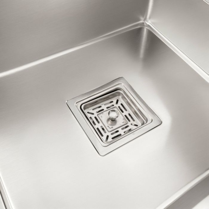 Мойка Platinum Handmade НSB 450x450x220 нержавейка (квадратный сифон.3,0/1,0)