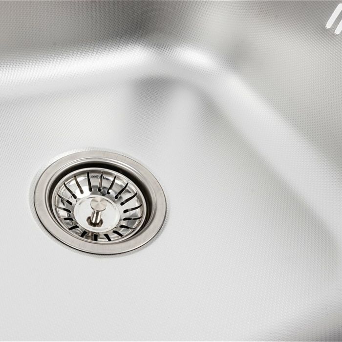 Кухонная мойка из нержавеющей стали Platinum ДЕКОР 5050 (0,7/160 мм)